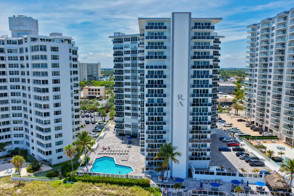 Oceanfront condominium towers, Fort Lauderdale